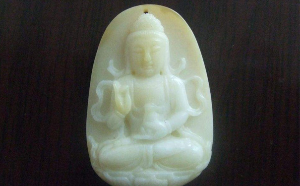 2019年购买和田玉观音吊坠要注意什么