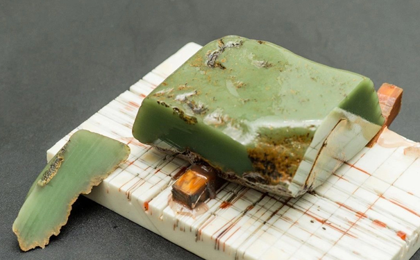 河磨玉和析木玉是什么