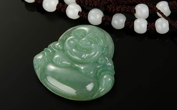 玉佛吊坠