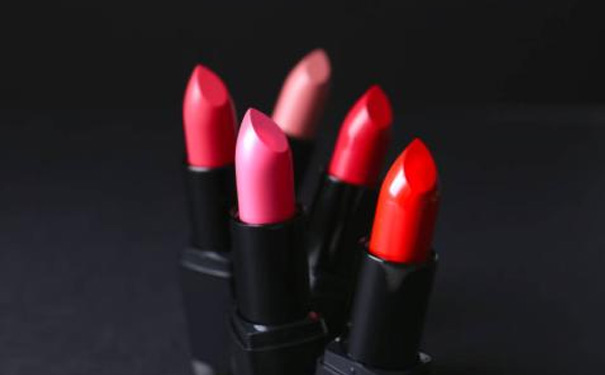 新娘妆容选口红