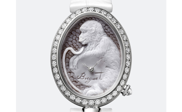 镌刻「Breguet」手写体标志