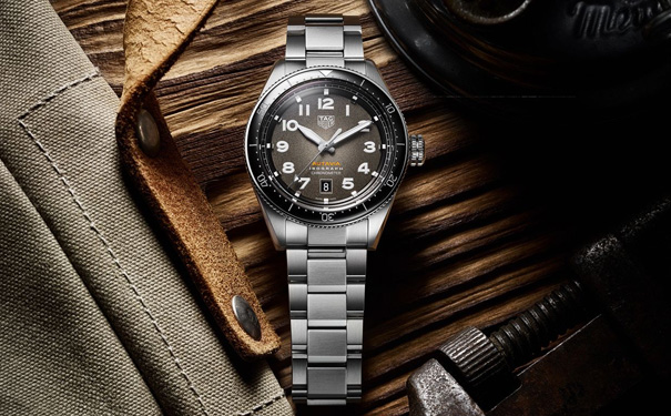 全新泰格豪雅Autavia系列