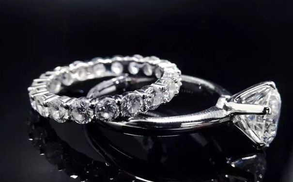 定制钻石戒指