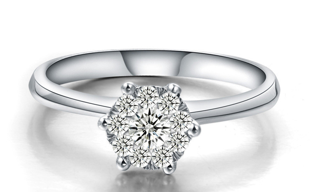 订婚戒指一般多少钱才显得有档次 订婚戒指一般多少钱才显得有档次