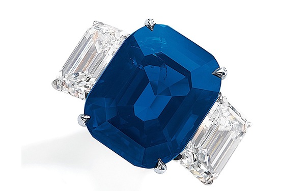 蓝宝石和钻石戒指
