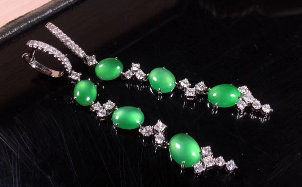 保值的翡翠首饰