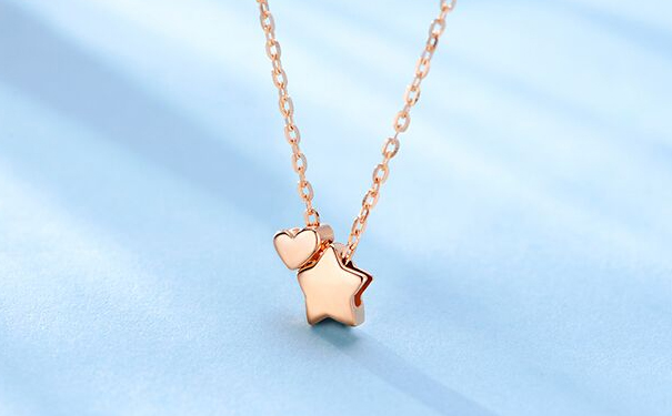 2019年买彩金好吗，大概什么价格