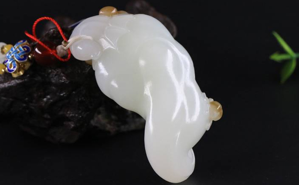 俄料羊脂玉价格高不高，买要多少钱