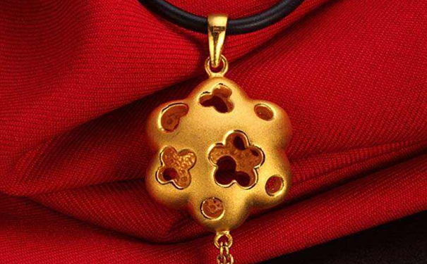 给人送礼挑选什么黄金制品比较好