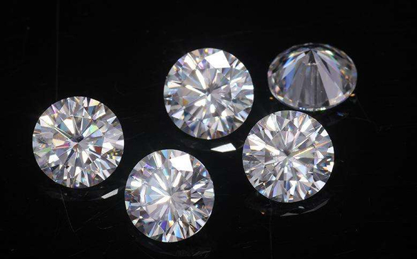 莫桑石比钻石便宜多少