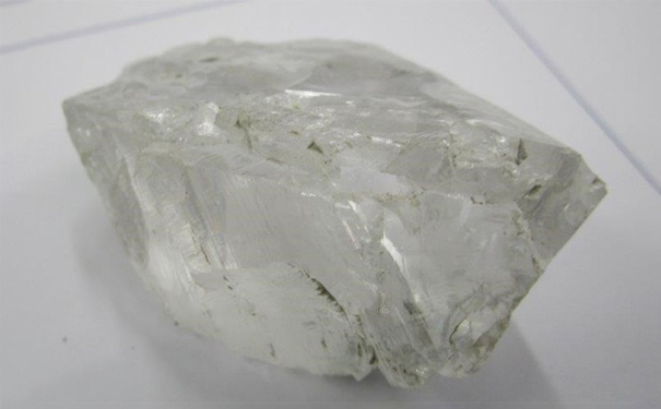 南非 Cullinan 矿区新发现一颗重达209.9ct的钻石原石