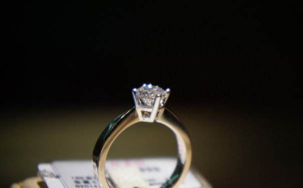 国外买钻石靠谱吗，值不值得买