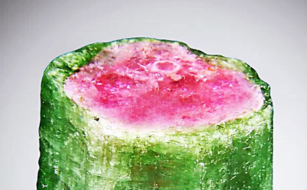 什么颜色的碧玺最贵