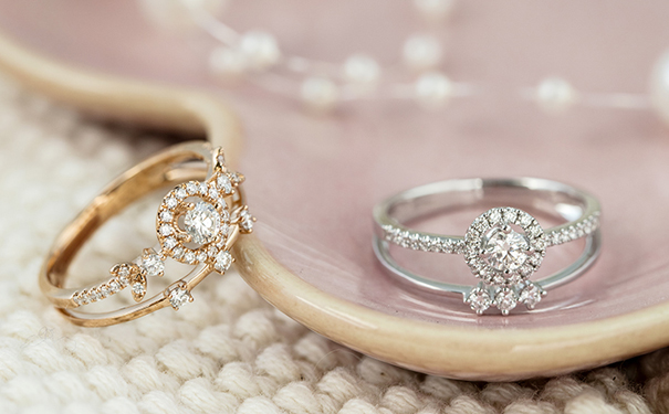 婚戒买30分钻戒寒酸