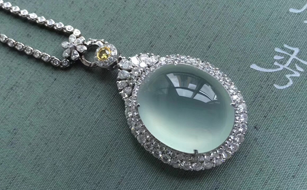 翡翠是宝石还是玉石