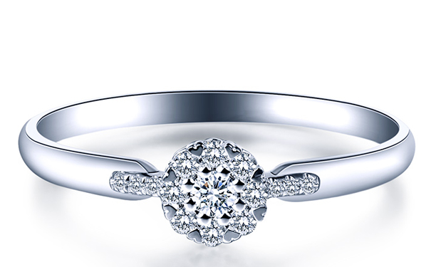 18k金钻戒是白金吗？