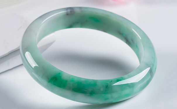 糯种翡翠属于什么档次