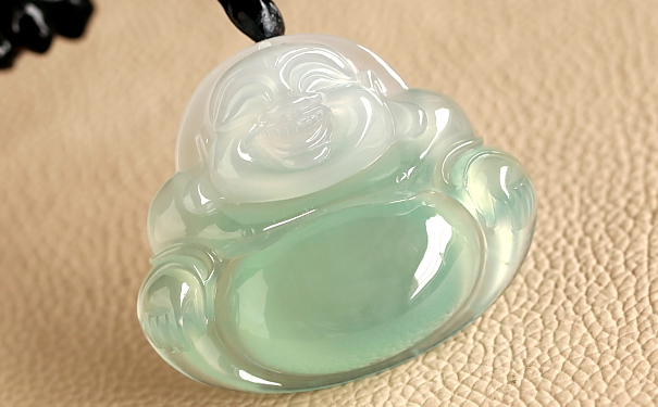 冰种翡翠吊坠大概多少钱一个
