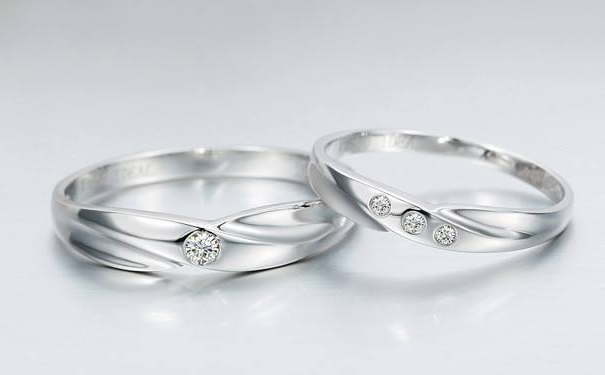 pt950钻戒和pd950钻戒买哪个好一些 pt950钻戒和pd950钻戒买哪个好一些