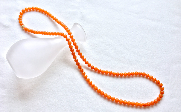 翡翠B货戴久了会出现龟裂