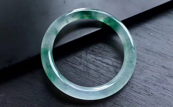 这几样翡翠首饰最吉祥