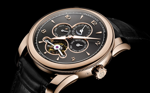 深棕色表盘装饰精致的玑镂纹