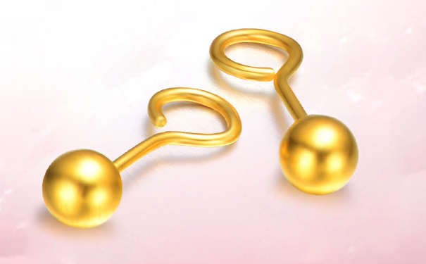 年轻人戴黄金耳环会不会有点俗气？