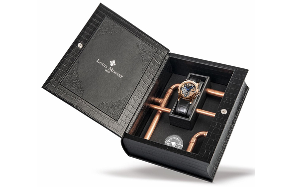 搭载 LM64 自动上链机芯，动力储备48小时。搭配黑色鳄鱼皮表带