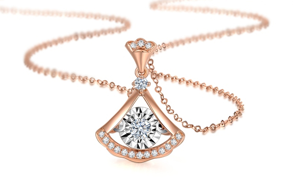 莫桑钻300一克拉是真的吗？