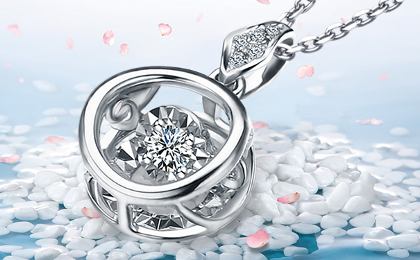 莫桑钻300一克拉