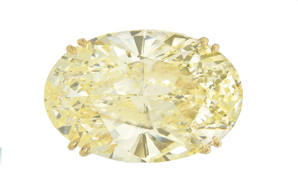 71.80ct的椭圆形切割黄钻戒指