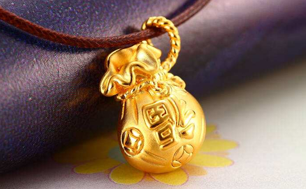 如何辨别黄金饰品品牌的好坏