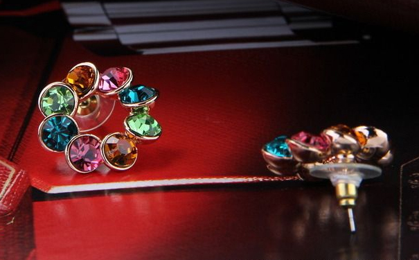 人工宝石的购买价值高吗，可不可以买