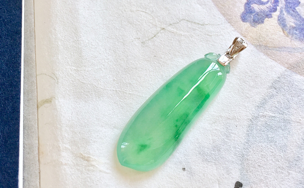 翡翠的种水从那些方面体现