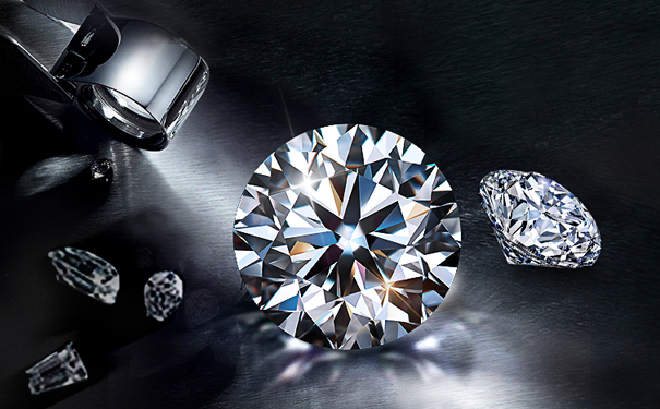 佩戴合成钻石对人体有害