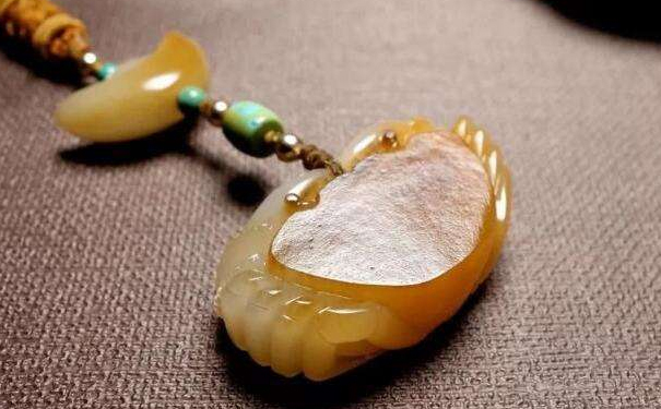 市面上的死玉好分辨吗，怎么才能不买到死玉