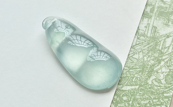 翡翠等级与价格之间的关系大吗