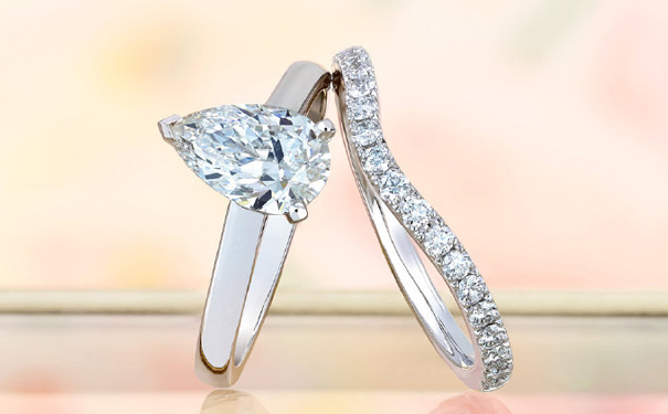 订婚结婚戒指选择什么价位的比价好