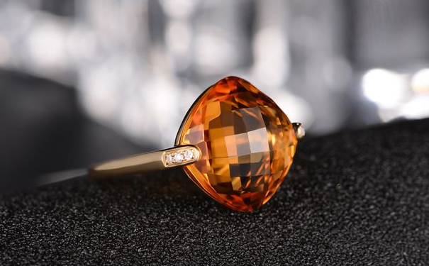 你知道市面上常见的各种宝石有什么寓意吗