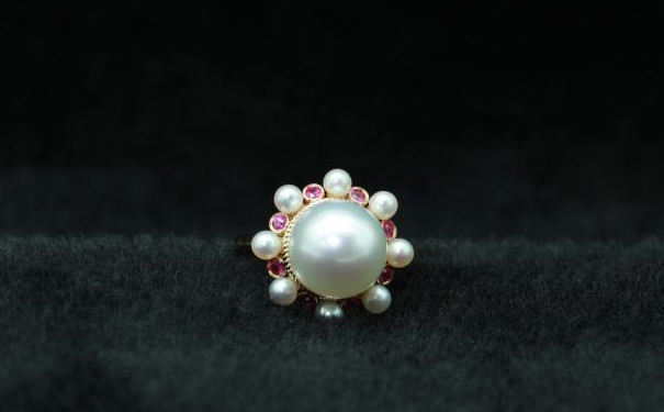 珍珠戒指
