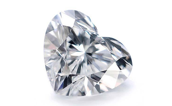 异形钻石是不是要便宜一些