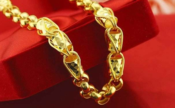 适合女士戴的黄金项链黄金重量是多少