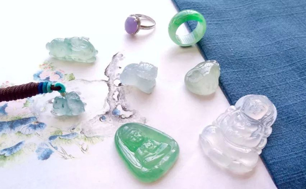 与翡翠撞脸的水沫子