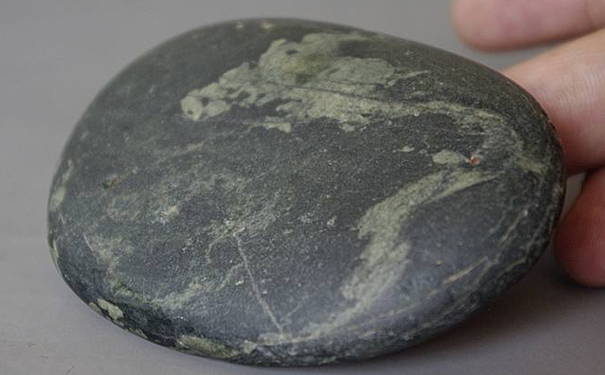 龙纹石是什么，有购买价值吗