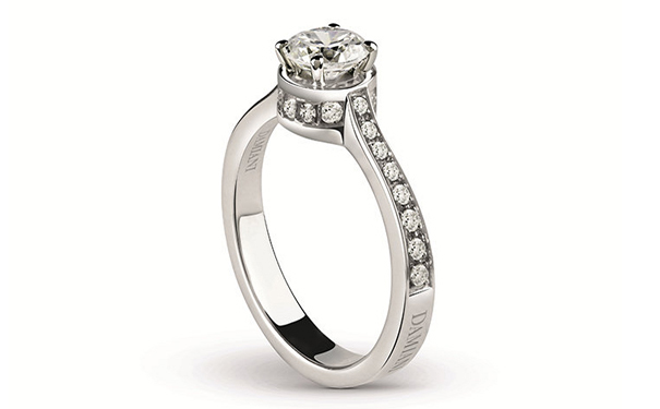 三千多的钻戒当多少钱？