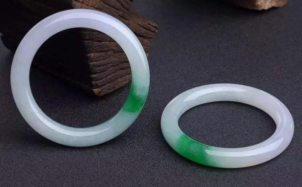 购买翡翠c货手镯有什么危害吗