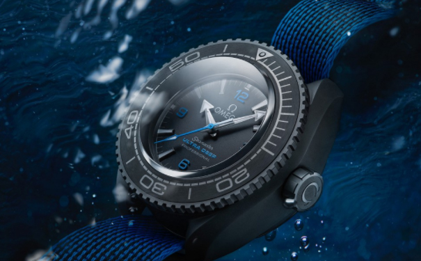 Seamaster 打破全球深潜纪录：10928米