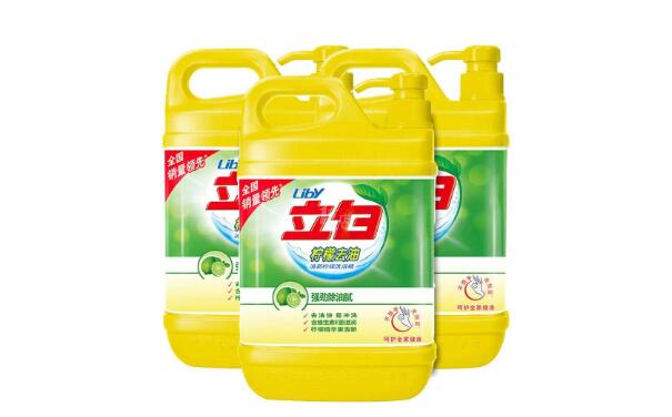 洗洁精清洗钻石项链